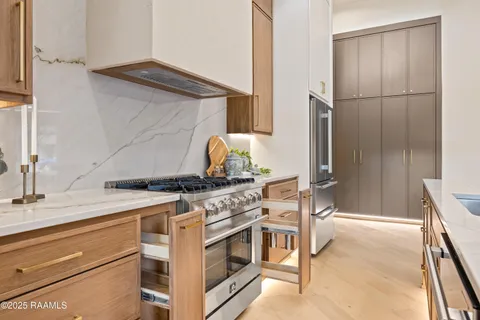 $1,150,000 | 1303 Myrtle Place, Lafayette, LA 70506