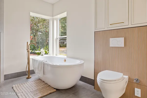 $1,100,000 | 1303 Myrtle Place, Lafayette, LA 70506