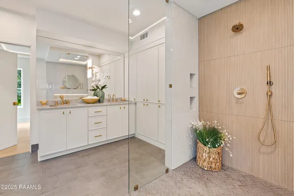 $1,100,000 | 1303 Myrtle Place, Lafayette, LA 70506