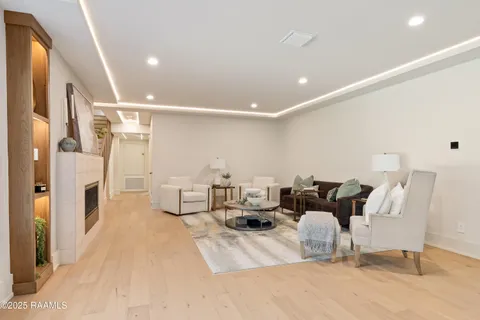 $1,150,000 | 1303 Myrtle Place, Lafayette, LA 70506