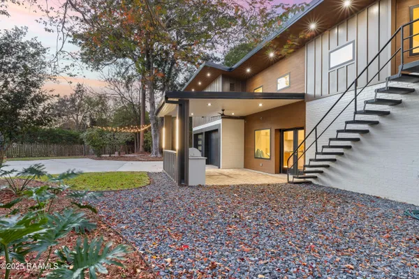 $1,100,000 | 1303 Myrtle Place, Lafayette, LA 70506