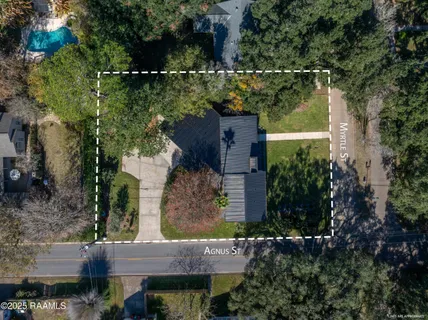 $1,150,000 | 1303 Myrtle Place, Lafayette, LA 70506