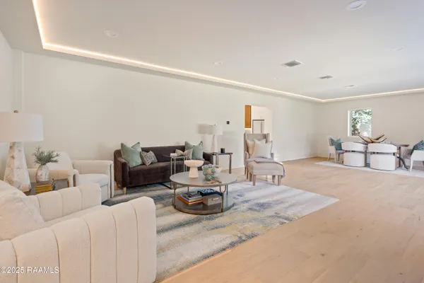 $1,100,000 | 1303 Myrtle Place, Lafayette, LA 70506