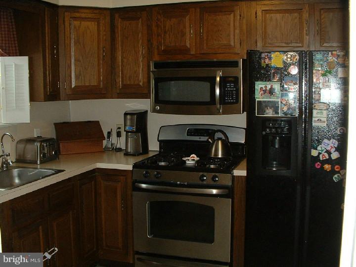 278 Valley View Road Springfield, PA 19064 - Photo 3 of 22
