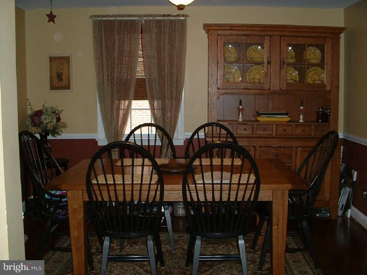 278 Valley View Road Springfield, PA 19064 - Photo 4 of 22