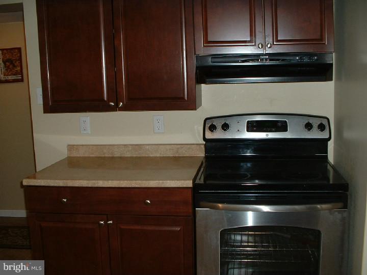 278 Valley View Road Springfield, PA 19064 - Photo 7 of 22