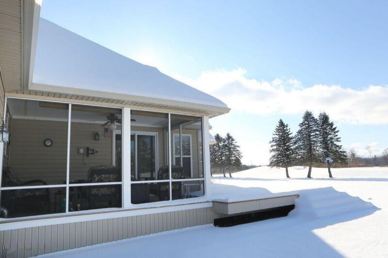 7551 Ryans Run Road, Unit 105 Canadian Lakes, MI 49346 - Photo 7 of 35 4