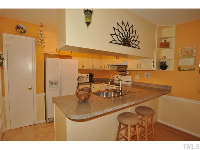 7520 Mine Valley Road Raleigh, NC 27615 - Photo 6 of 8