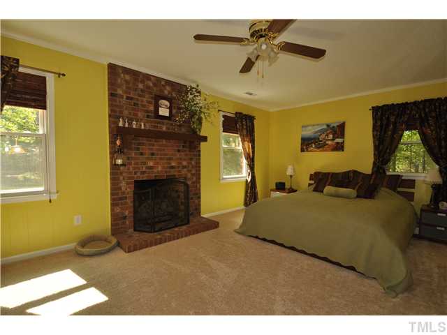 7520 Mine Valley Road Raleigh, NC 27615 - Photo 7 of 8