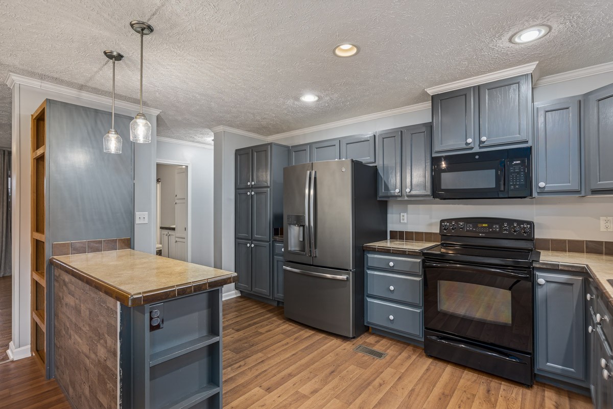 1087 Katherine Street Gallatin, TN 37066 - Photo 8 of 34