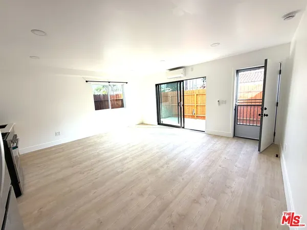 $3,495 | 2106 Pisani Place, Unit 1, Venice, CA 90291