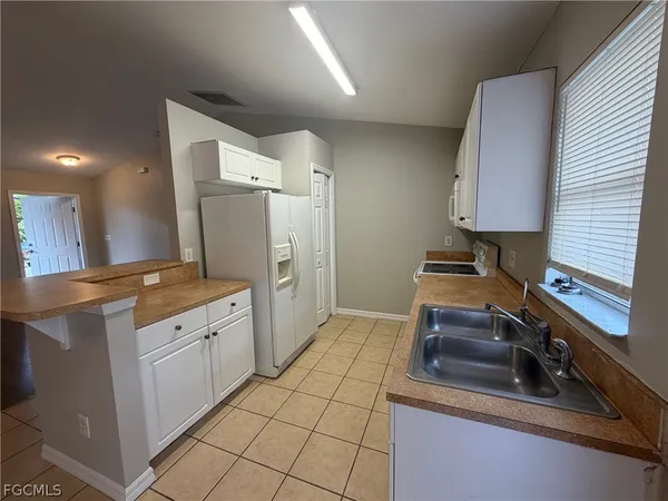 $1,805 | 4807 5th Street West, Lehigh Acres, FL 33971