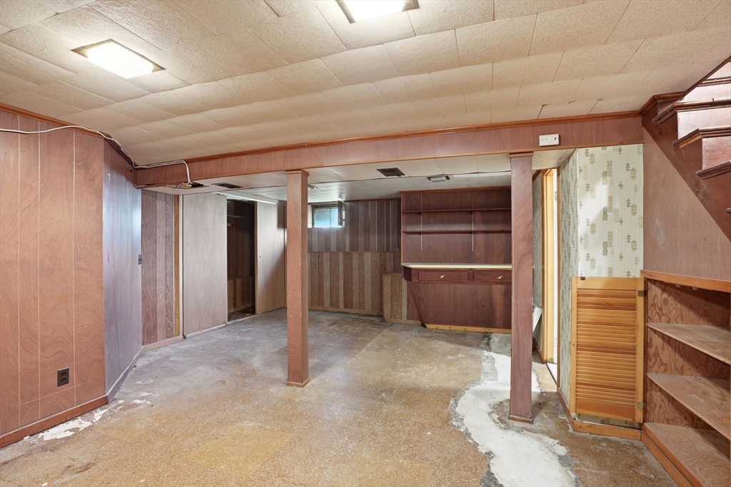 7 Beebe Lane Wakefield, MA 01880 - Photo 28 of 40