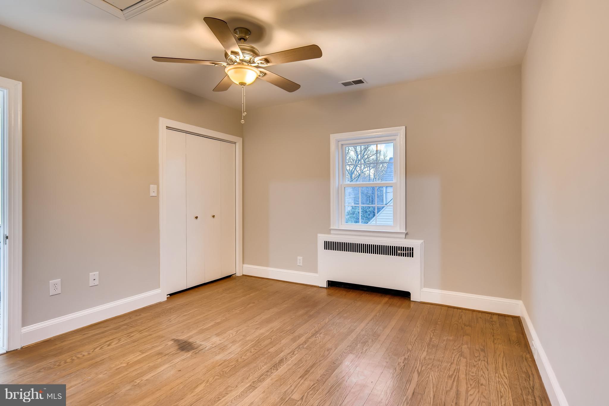 610 Kingston Road Baltimore, MD 21212 - Photo 13 of 33 Bedroom!