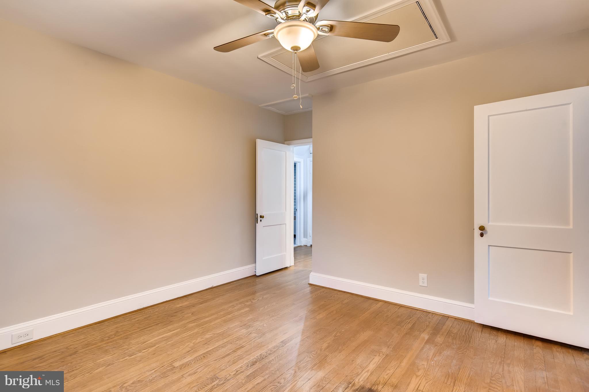 610 Kingston Road Baltimore, MD 21212 - Photo 14 of 33 Bedroom!