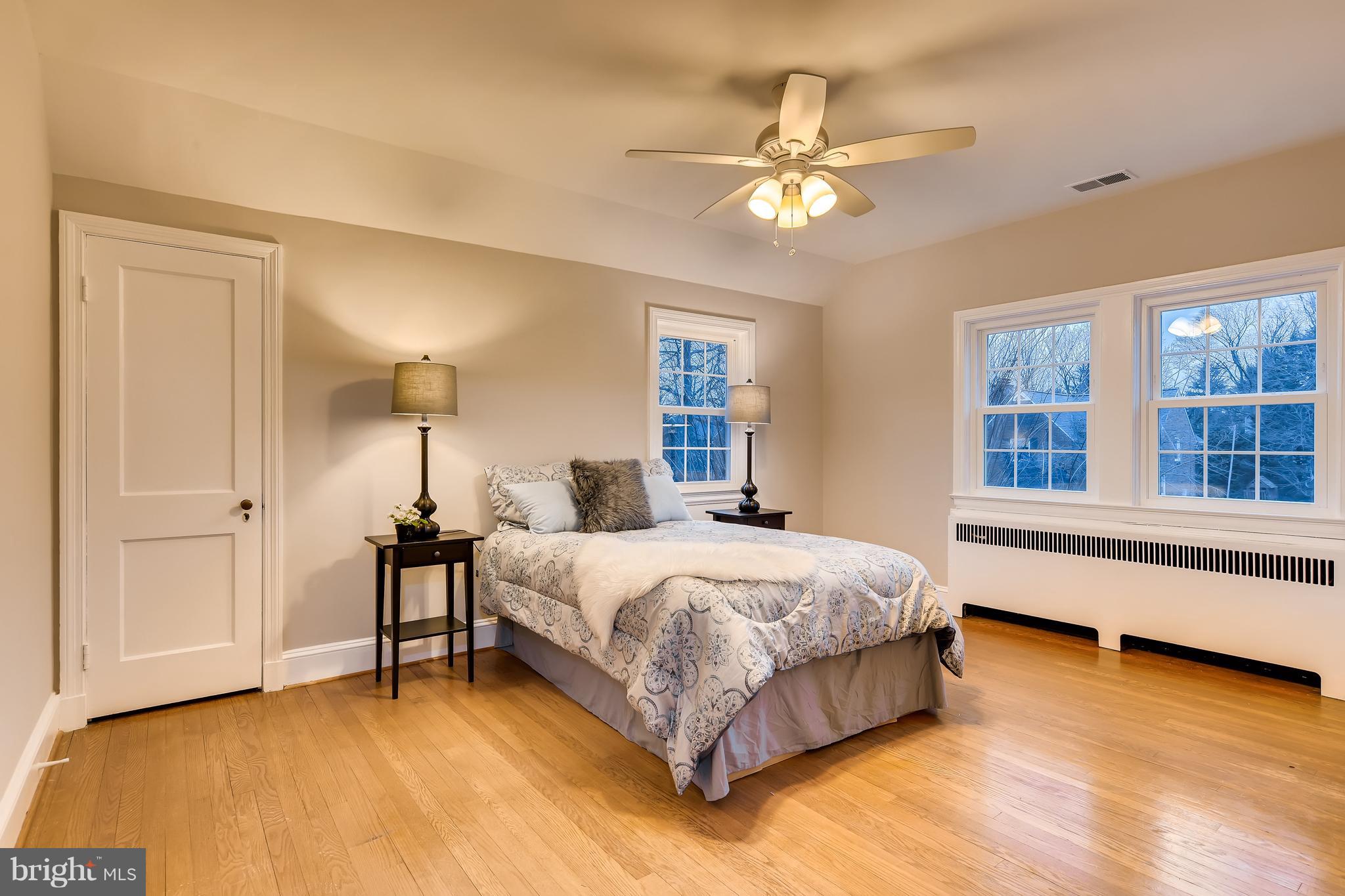 610 Kingston Road Baltimore, MD 21212 - Photo 21 of 33 Bedroom!