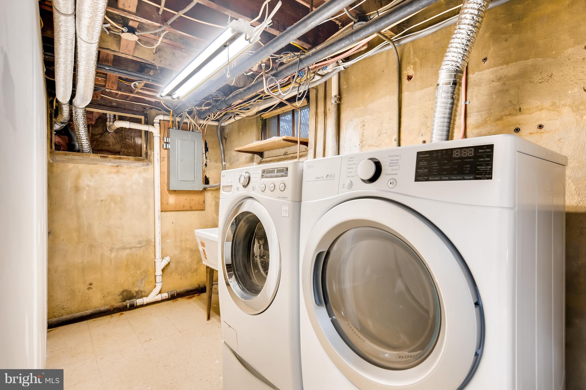 610 Kingston Road Baltimore, MD 21212 - Photo 29 of 33 Lower level Laundry / Utility Room!