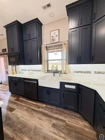 $595,500 | 10729 Southwest Hoch Road, Auburn, KS 66402