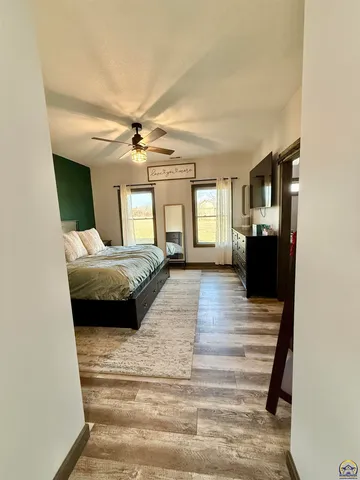 $595,500 | 10729 Southwest Hoch Road, Auburn, KS 66402