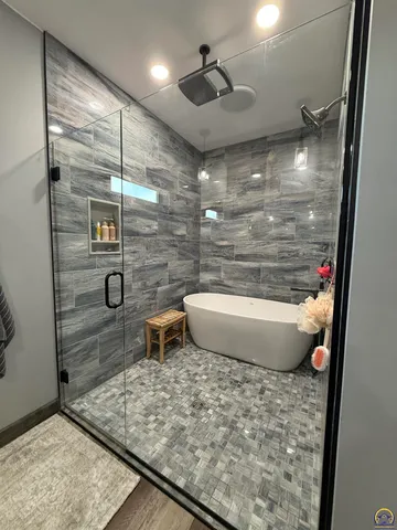 $595,500 | 10729 Southwest Hoch Road, Auburn, KS 66402