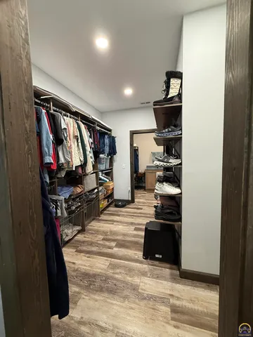 $595,500 | 10729 Southwest Hoch Road, Auburn, KS 66402