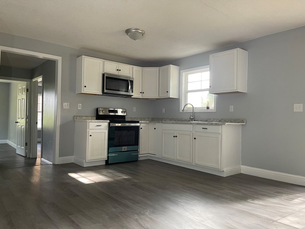 2547 Reed Pond Road Northwest Dalton, GA 30720 - Photo 3 of 14 Gallery Image 3