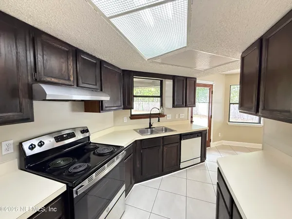 $2,199 | 8326 Cross Timbers Drive West, Jacksonville, FL 32244