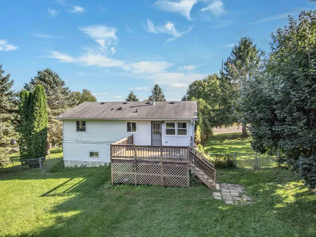 $290,000 | 103 Ruste Road, Barneveld, WI 53507