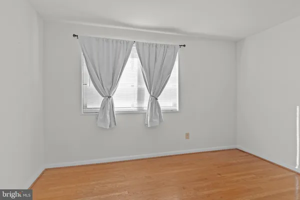 $2,150 | 1931 North Cleveland Street, Unit 213, Arlington, VA 22201