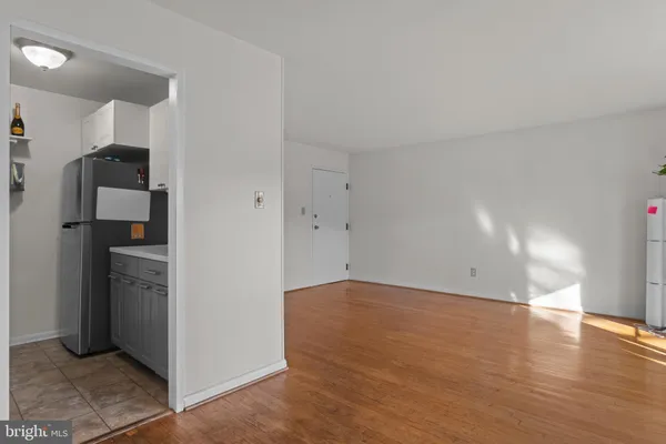 $2,150 | 1931 North Cleveland Street, Unit 213, Arlington, VA 22201