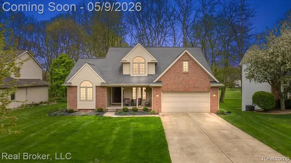 $450,000 | 1111 Elk Run, Howell, MI 48843
