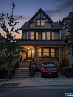 $1,320,000 | 376 Fairmount Avenue, Jersey City, NJ 07306