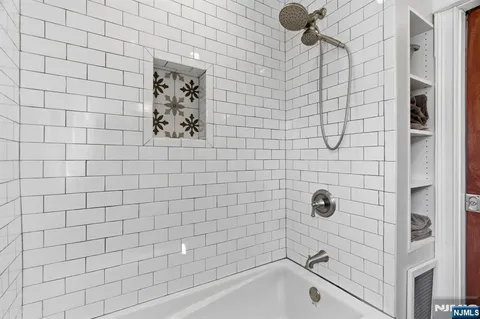 $1,320,000 | 376 Fairmount Avenue, Jersey City, NJ 07306