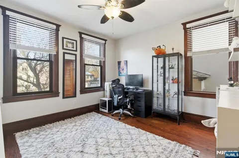 $1,320,000 | 376 Fairmount Avenue, Jersey City, NJ 07306