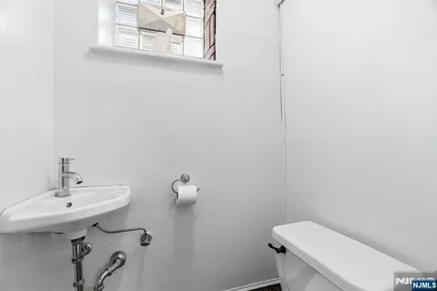 $1,320,000 | 376 Fairmount Avenue, Jersey City, NJ 07306