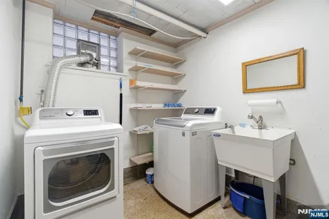 $1,320,000 | 376 Fairmount Avenue, Jersey City, NJ 07306