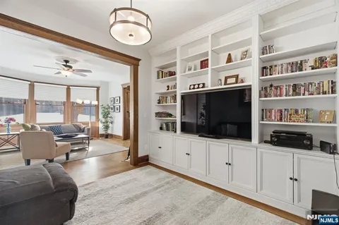 $1,320,000 | 376 Fairmount Avenue, Jersey City, NJ 07306