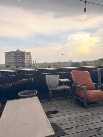 $2,500 | 5454 West Higgins Avenue, Unit 3, Chicago, IL 60630