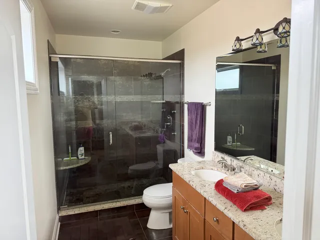 $2,500 | 5454 West Higgins Avenue, Unit 3, Chicago, IL 60630