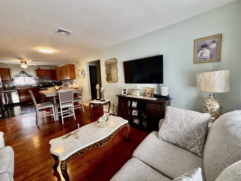 5455 North Main Street, Unit 9F Fall River, MA 02720 - Photo 12 of 21