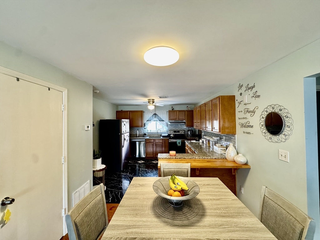 5455 North Main Street, Unit 9F Fall River, MA 02720 - Photo 6 of 21