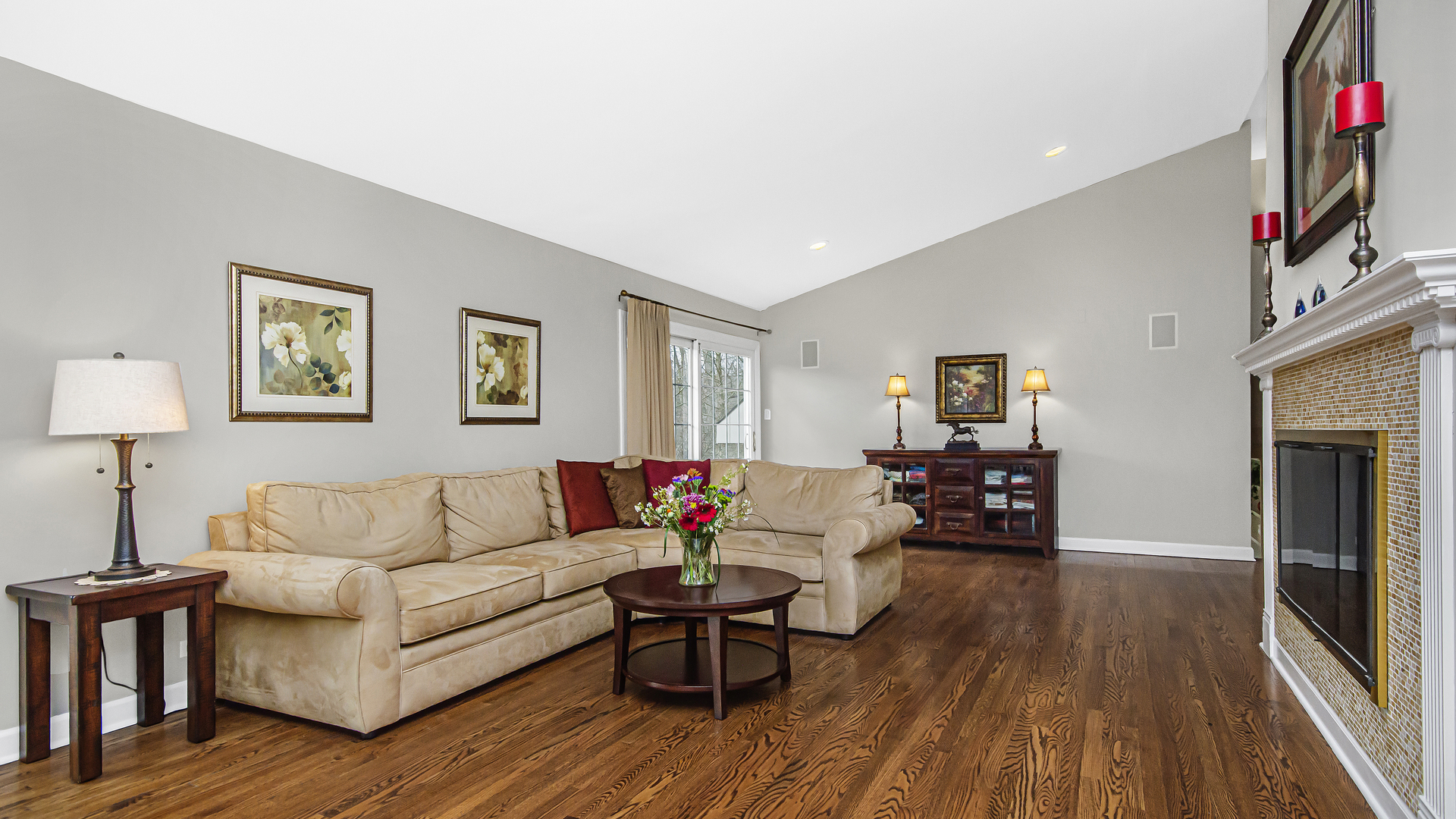 2040 Suffork Road Northfield, IL 60093 - Photo 13 of 36