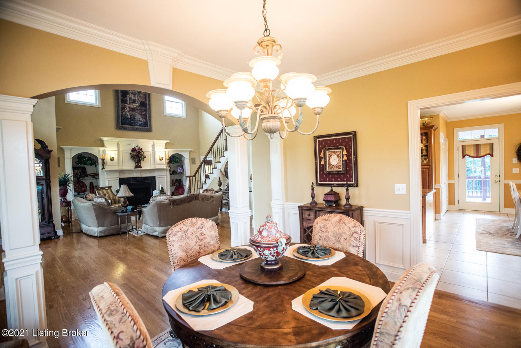 1954 Plum Run Road Bardstown, KY 40004 - Photo 13 of 46 11 dining room