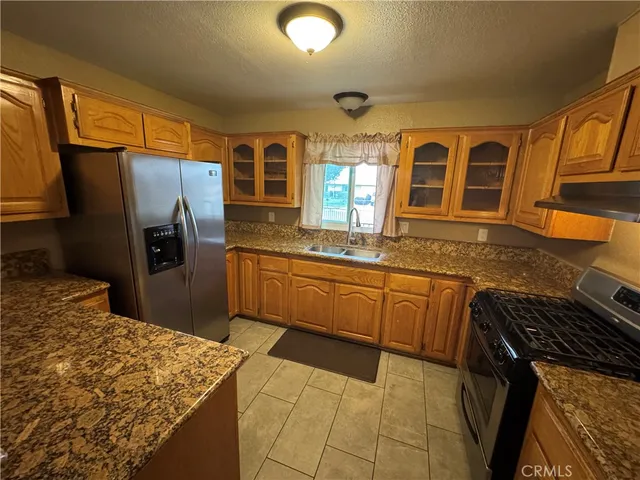 $2,950 | 428 East Montrose Street, Rialto, CA 92376