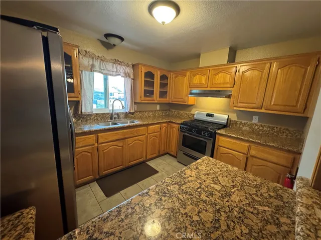 $2,950 | 428 East Montrose Street, Rialto, CA 92376