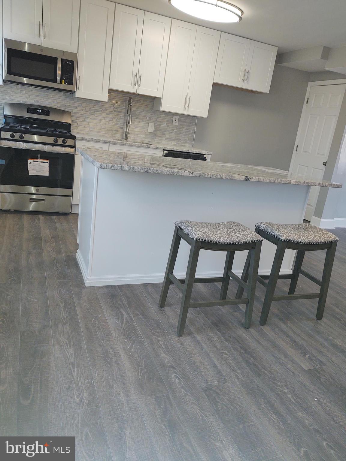5759 Edgepark Road Baltimore, MD 21239 - Photo 7 of 43