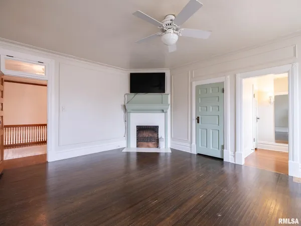 $329,900 | 725 Park Avenue, Pekin, IL 61554