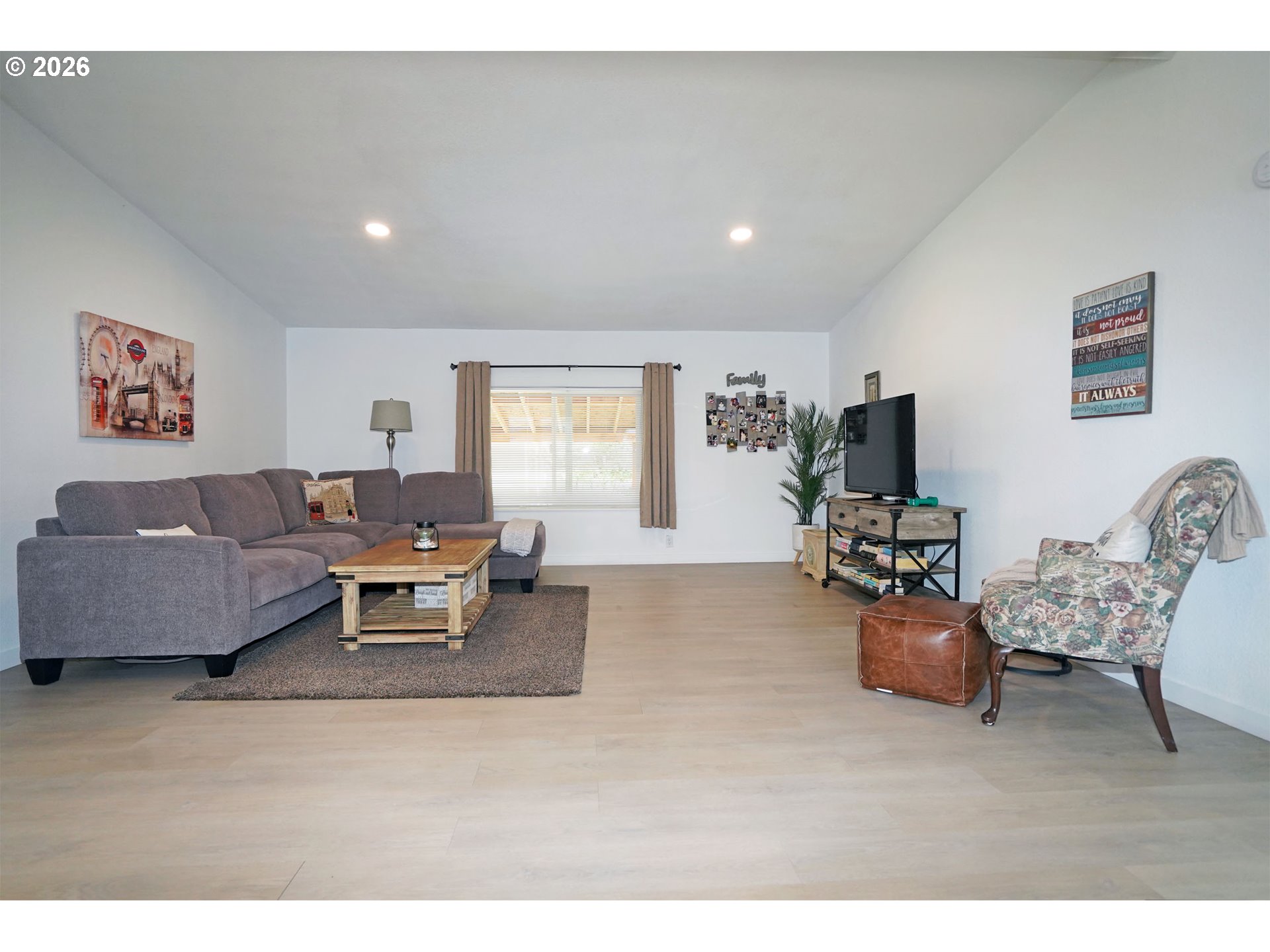 18780 South Central Point Road, Unit 19 Oregon City, OR 97045 - Photo 8 of 23