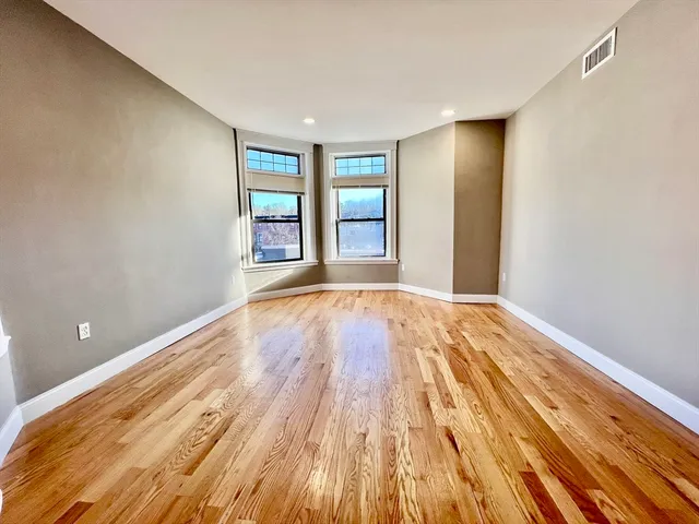$6,800 | 1914 Beacon Street, Unit 3, Boston, MA 02135