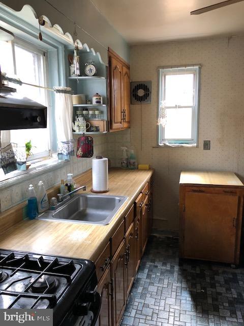 9614 Cottrell Terrace Silver Spring, MD 20903 - Photo 12 of 35 Kitchen